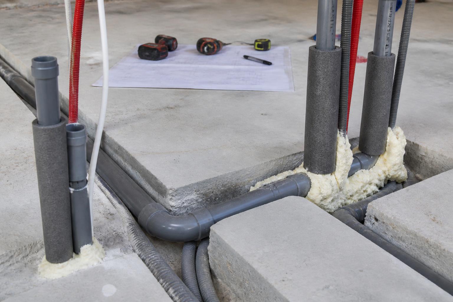 découvrez comment sélectionner la meilleure protection pour vos tuyaux pvc dans le béton afin d'assurer durabilité et résistance optimale en plomberie.