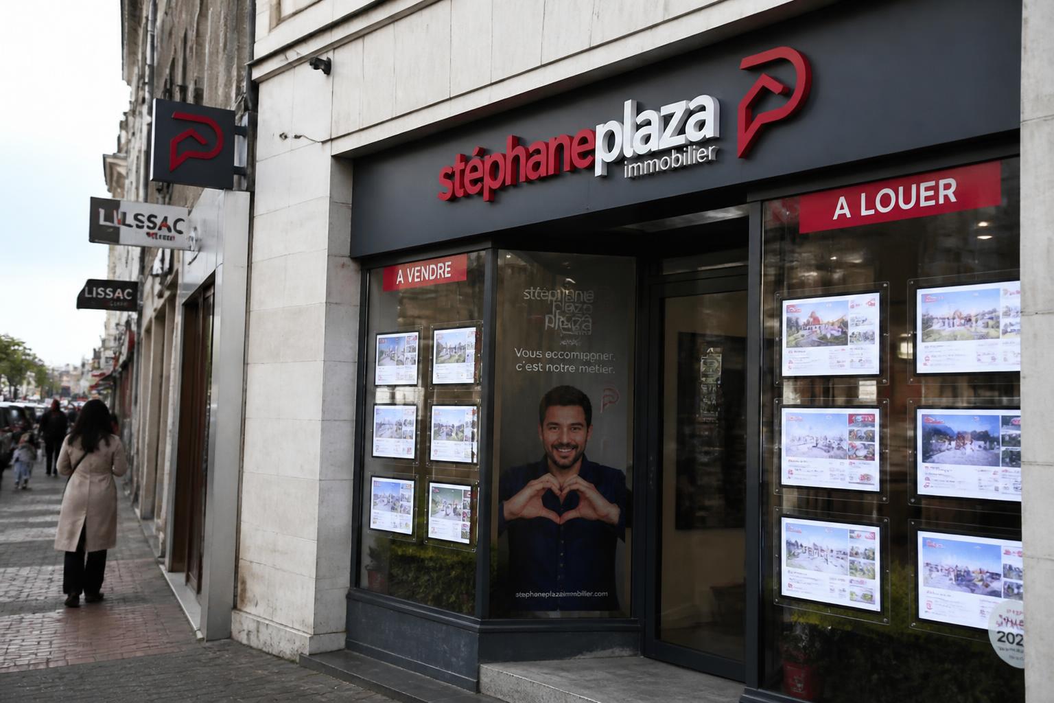 découvrez les enjeux et perspectives de stéphane plaza immobilier suite aux récentes polémiques et sanctions judiciaires, et ce que cela signifie pour l'avenir du réseau.